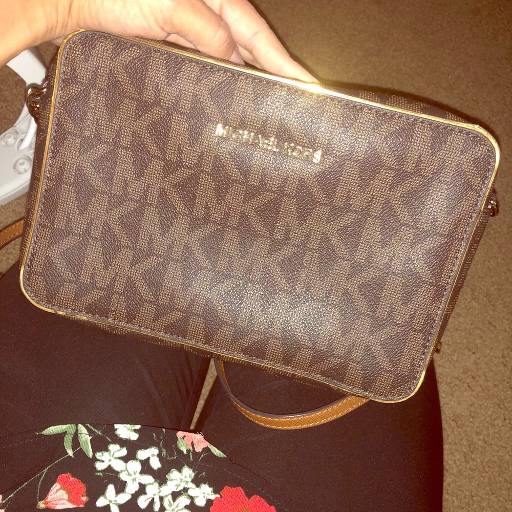 Michael Kors Crossbody *FIRM ON PRICE*